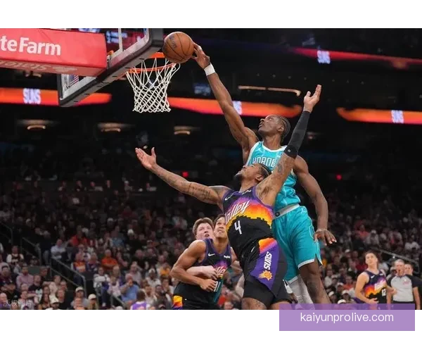 格林25+7布克22+6难救主太阳负黄蜂鲍尔双十克努佩尔创纪录